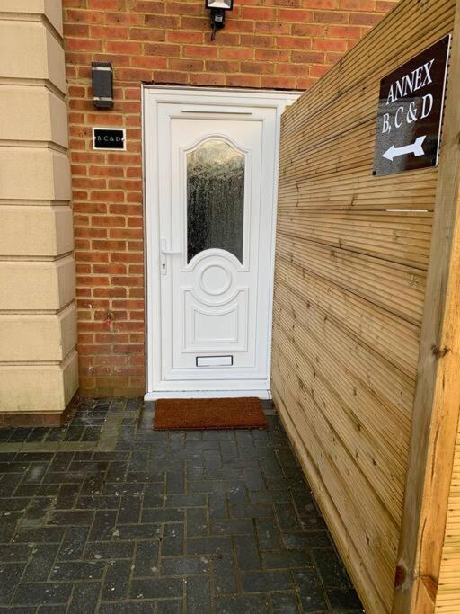 Apartment C, A One Bedroom Flat In South London Carshalton Extérieur photo